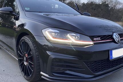 VW Golf 102.000 km 18.700 &euro; Espelkamp 32339