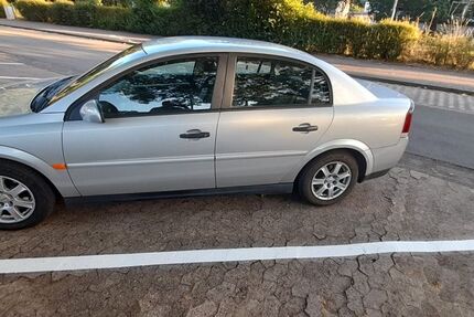 Opel Vectra 125.000 km 2.800 &euro; Lemgo 32657