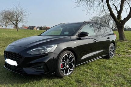 Ford Focus 77.000 km 19.990 &euro; Löhne 32584