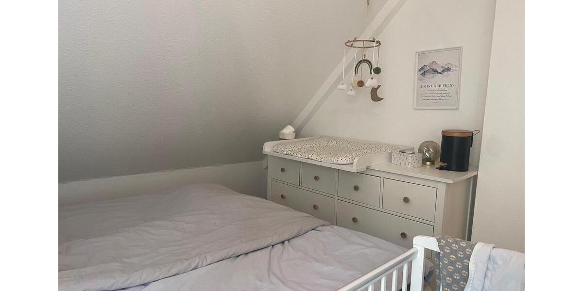 Dachgeschoßwohnung Lemgo - 3 Zimmer, 70 m&sup2;, 560&euro; | Angebot:25892914