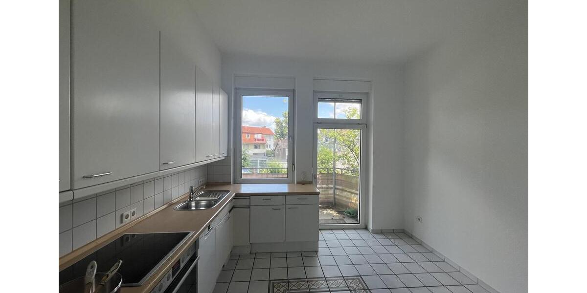 Erdgeschoßwohnung Bad Salzuflen - 3 Zimmer, 115 m&sup2;, 865&euro; | Angebot:26368668
