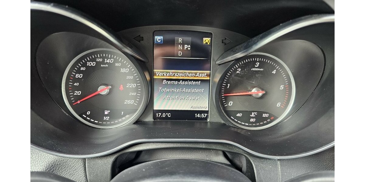 Mercedes-Benz GLC 350 d 4M Exclusive AMG Int. LED AHK RFK PANO 109.247 km 31.790 &euro; Löhne 32584