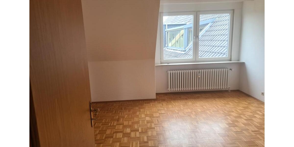 Etagenwohnung Stadthagen - 3 Zimmer, 81 m&sup2;, 129.000&euro; | Angebot:26025547
