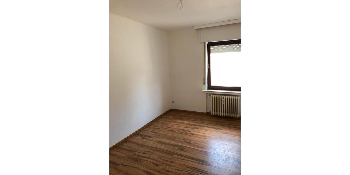 Hochparterre Minden Kuhlenkamp - 3 Zimmer, 81 m&sup2;, 685&euro; | Angebot:26515552