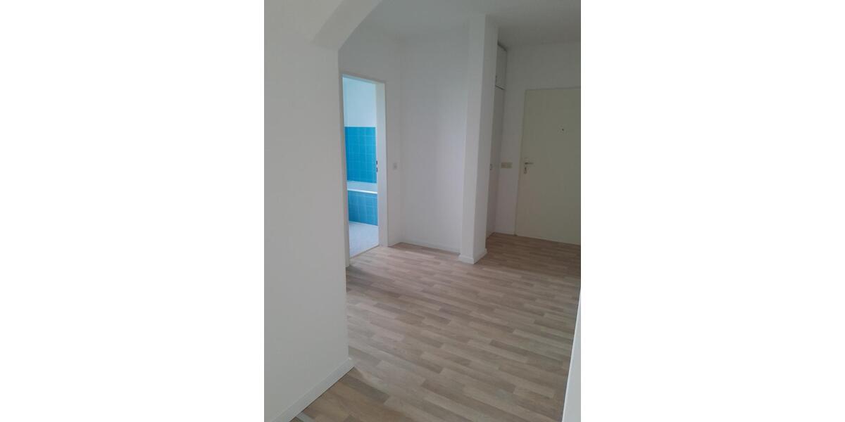 Etagenwohnung Enger - 3 Zimmer, 84 m&sup2;, 621&euro; | Angebot:25943747