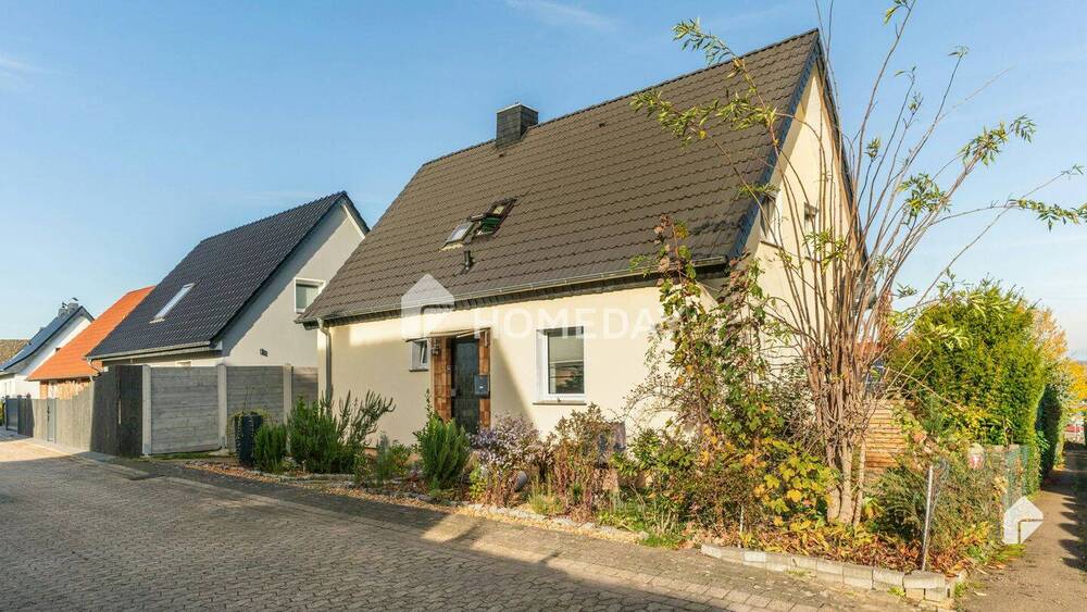 Einfamilienhaus Porta Westfalica Kleinenbremen - 7 Zimmer, 121 m&sup2;, 198.000&euro; | Angebot:25688297