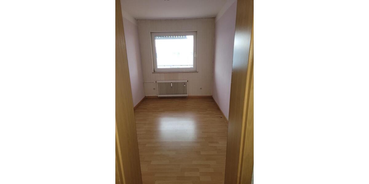 Etagenwohnung Stolzenau - 4 Zimmer, 90 m&sup2;, 125.000&euro; | Angebot:26249012