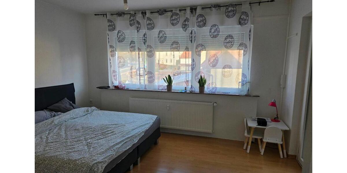 Etagenwohnung Vlotho - 5 Zimmer, 143 m&sup2;, 900&euro; | Angebot:25981093