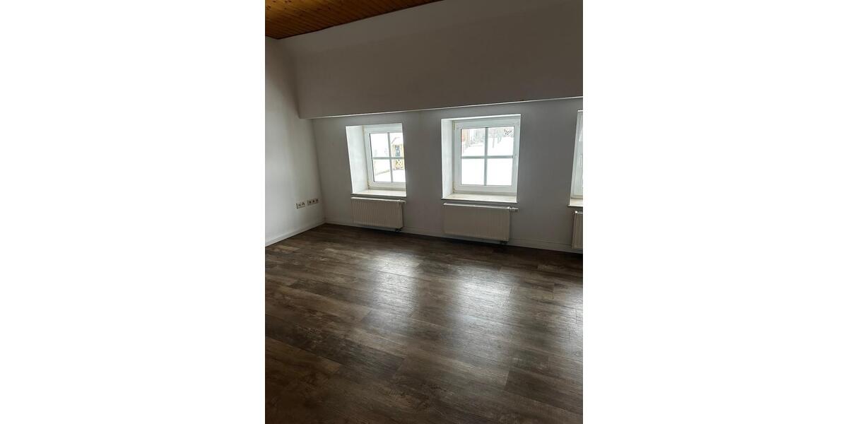 Etagenwohnung Extertal - 2 Zimmer, 65 m&sup2;, 335&euro; | Angebot:25308640