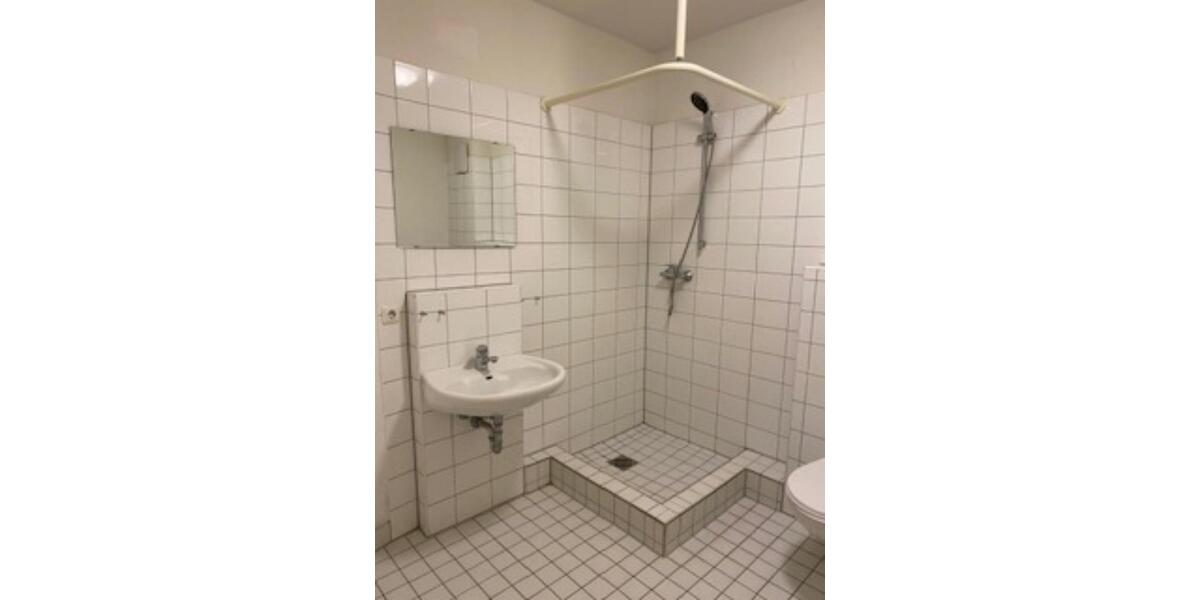 Dachgeschoßwohnung Minden - 2.5 Zimmer, 75 m&sup2;, 595&euro; | Angebot:25448315