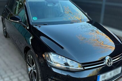 VW Golf 142.000 km 9.850 &euro; Vlotho 32602