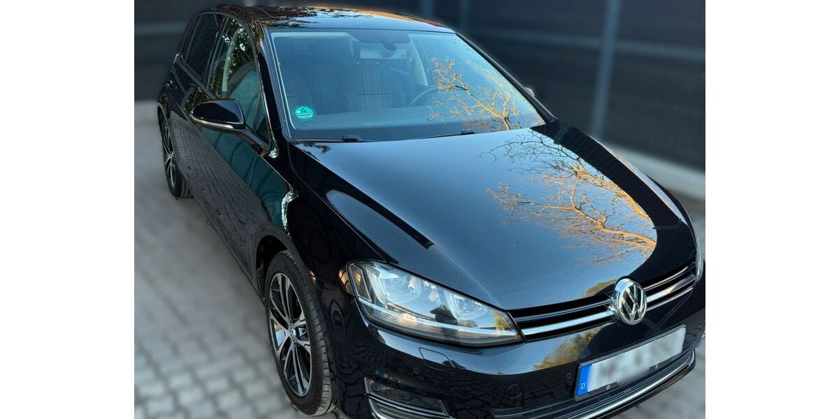 VW Golf 142.000 km 9.850 &euro; Vlotho 32602