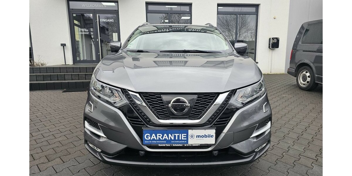 Nissan Qashqai N-Connecta NAVI PANO. Kamera 360° 129.421 km 11.990 &euro; Löhne 32584