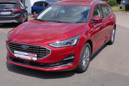 Ford Focus 4.500 km 23.490 &euro; Hessisch Oldendorf 31840