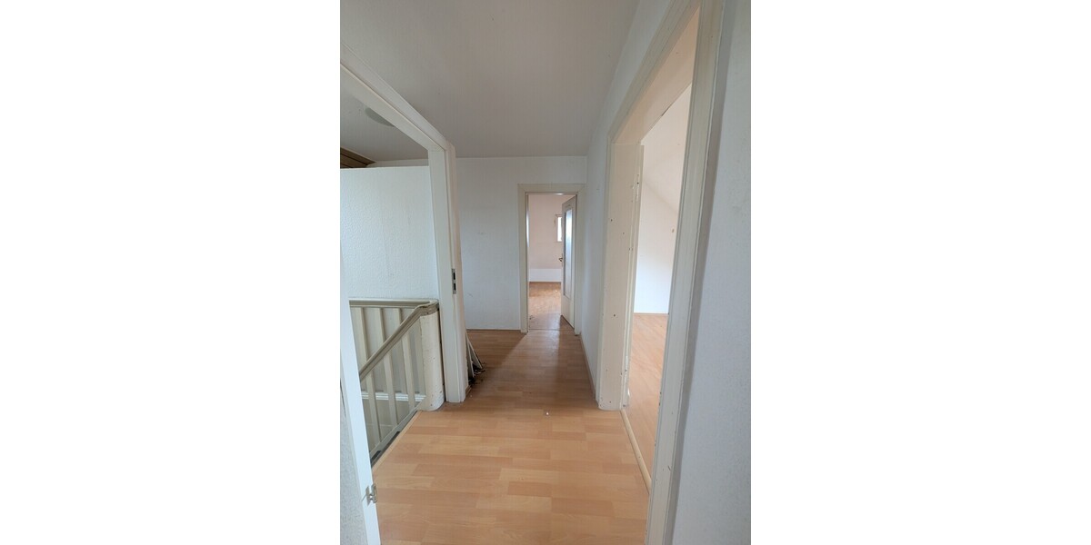 Löhne-Gohfeld — bezugsfreies Anlageobjekt mit Entwicklungspotenzial - Mehrfamilienhaus, Wohnhaus Löhne / Besebruch Besebruch | Angebot:26630199
