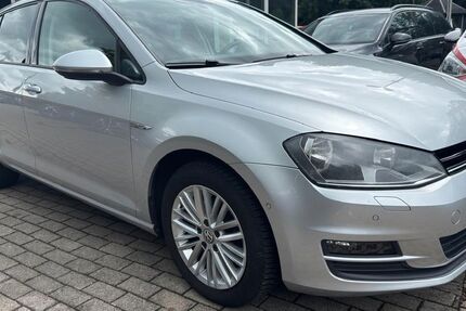 VW Golf 126.949 km 9.980 &euro; Löhne 32584