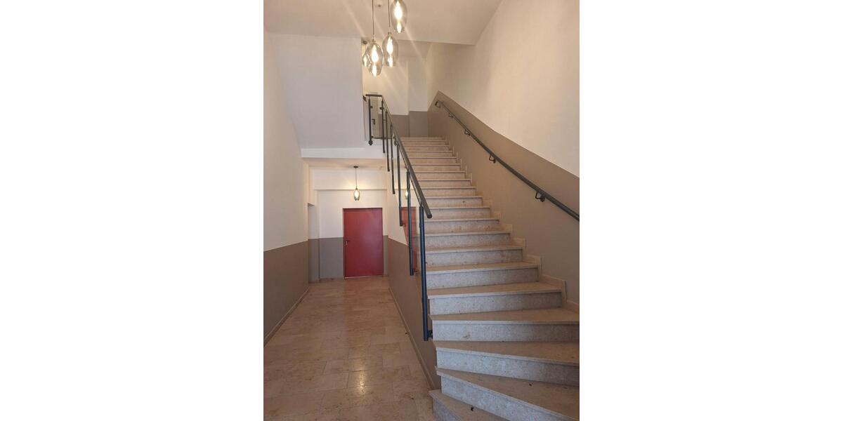 Dachgeschoßwohnung Rinteln - 2 Zimmer, 66 m&sup2;, 680&euro; | Angebot:25902937