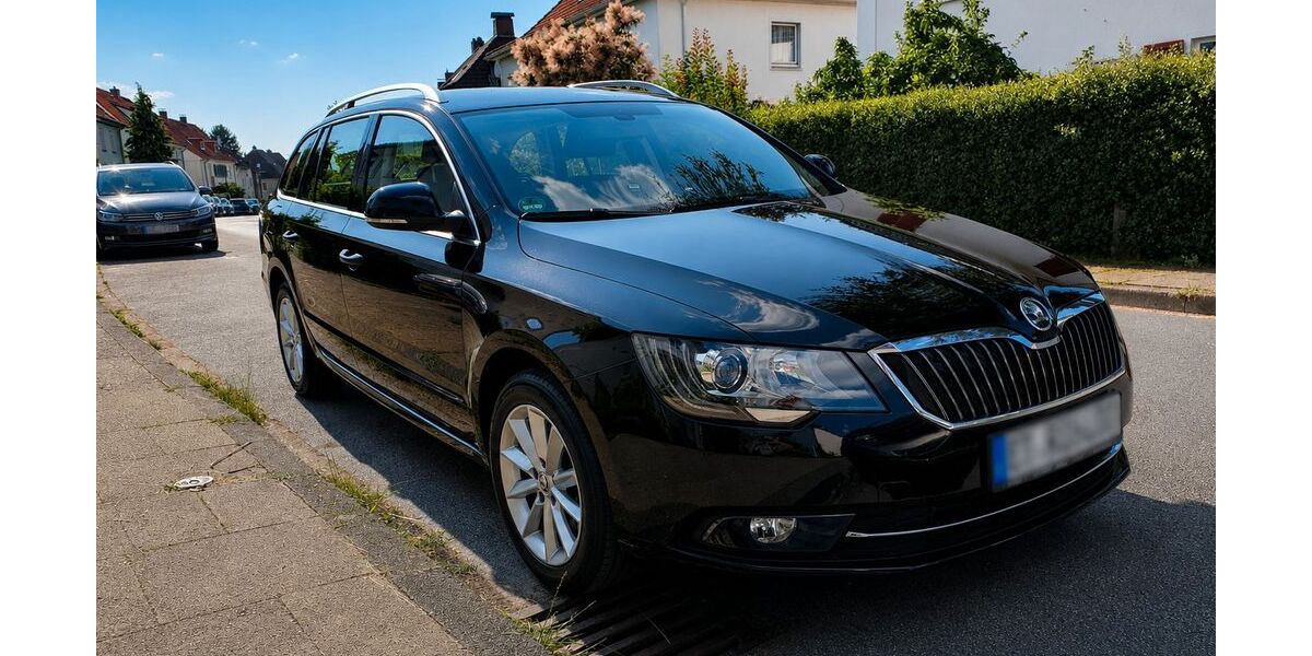 Skoda Superb 154.150 km 7.990 &euro; Herford 32049