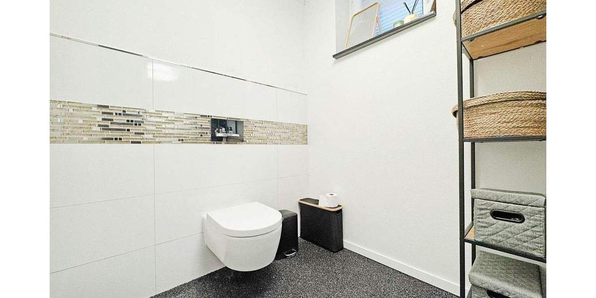 Einfamilienhaus Rinteln Todenmann - 5 Zimmer, 205 m&sup2;, 325.000&euro; | Angebot:25779554