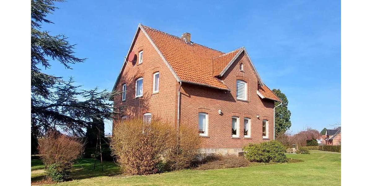 Einfamilienhaus Niedernwöhren - 8 Zimmer, 190 m&sup2;, 199.950&euro; | Angebot:25332942