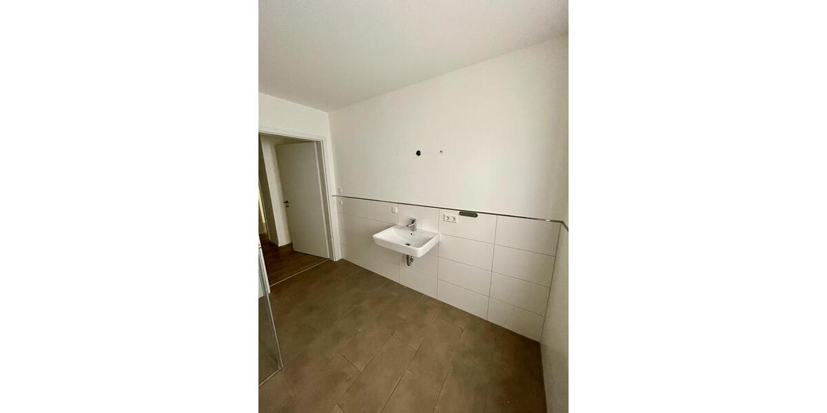 Erdgeschoßwohnung Hiddenhausen - 4.5 Zimmer, 107 m&sup2;, 379.000&euro; | Angebot:24611480