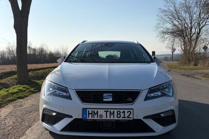 Seat Leon 146.000 km 12.800 &euro; Hessisch Oldendorf 31840