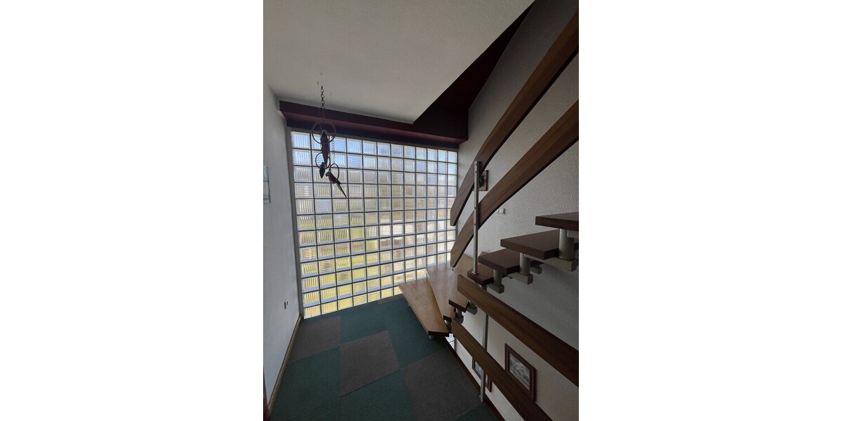 Großzügiges Zweifamilienhaus (3 Einheiten) Gestringen– perfekt für Großfamilien oder Kapitalanleger - Zweifamilienhaus Espelkamp | Angebot:20620211