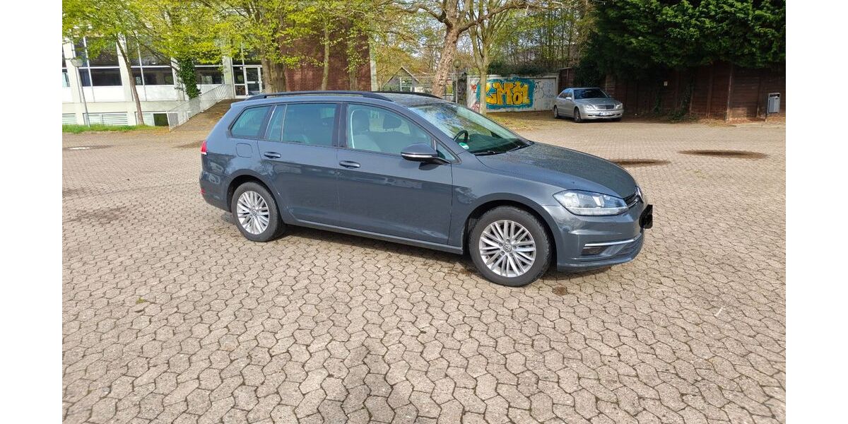 VW Golf 95.400 km 11.450 &euro; Bad Oeynhausen 32549