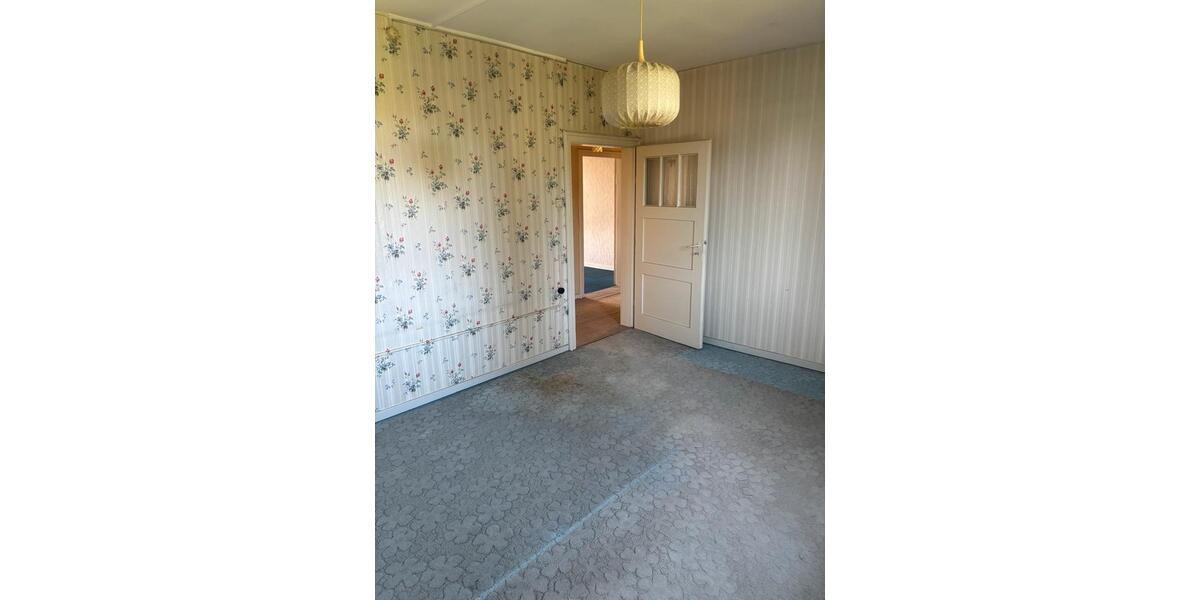 Mehrfamilienhaus, Wohnhaus Herford Falkendiek - 8 Zimmer, 170 m&sup2;, 210.000&euro; | Angebot:25452132