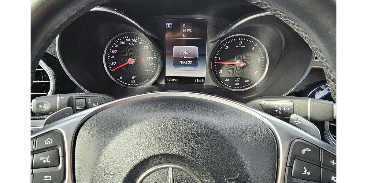 Mercedes-Benz GLC 250 d 4M AMG Line LED NAVI KAMERA TEILLEDER 109.490 km 29.990 &euro; Löhne 32584