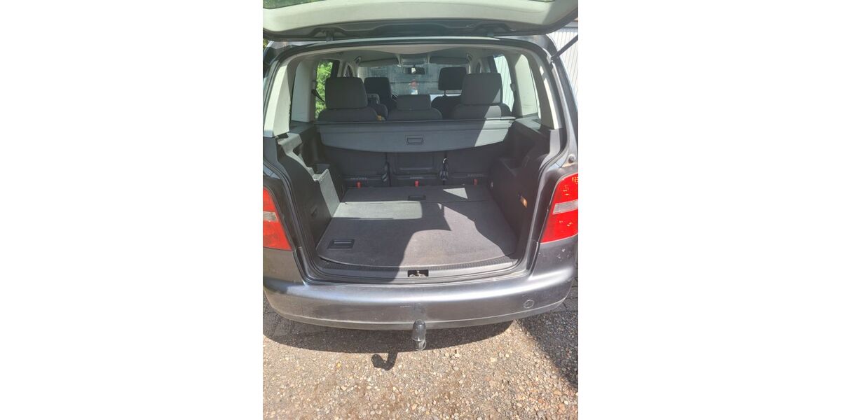 VW Touran 197.000 km 1.500 &euro; vlotho 32602