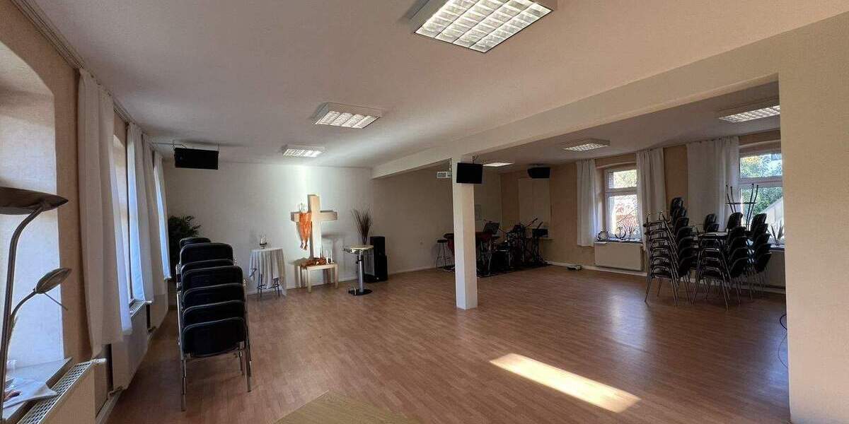 Mehrfamilienhaus, Wohnhaus Vlotho - 8 Zimmer, 302 m&sup2;, 340.000&euro; | Angebot:25686493