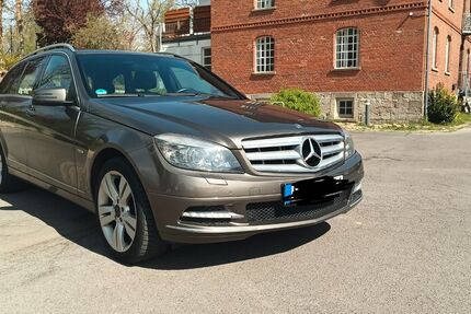 Mercedes-Benz C 250 234.000 km 3.775 &euro; Bückeburg 31675