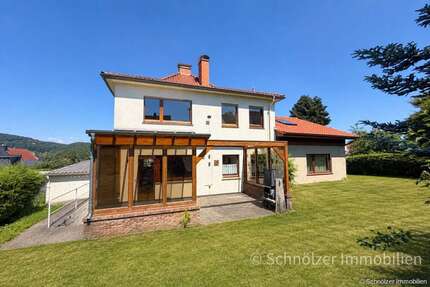 Haus Vlotho - 7 Zimmer, 231 m&sup2;, 235.000&euro; | Angebot:27106873