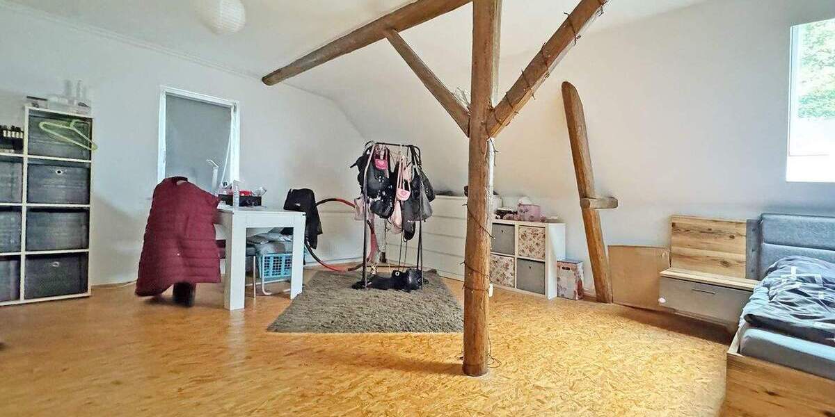 Einfamilienhaus Extertal Bösingfeld - 6 Zimmer, 175 m&sup2;, 205.000&euro; | Angebot:25801755