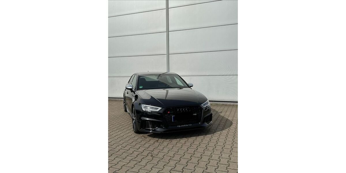 Audi RS3 106.000 km 31.999 &euro; Bückeburg 31675