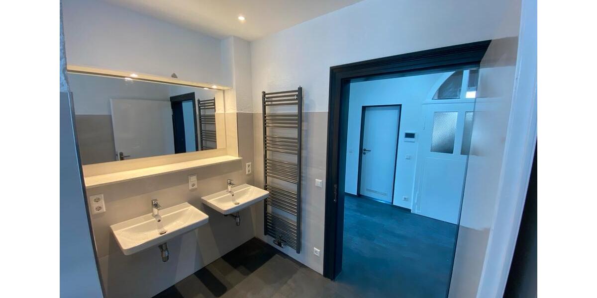 Etagenwohnung Bünde - 3 Zimmer, 100 m&sup2;, 1.050&euro; | Angebot:25948973