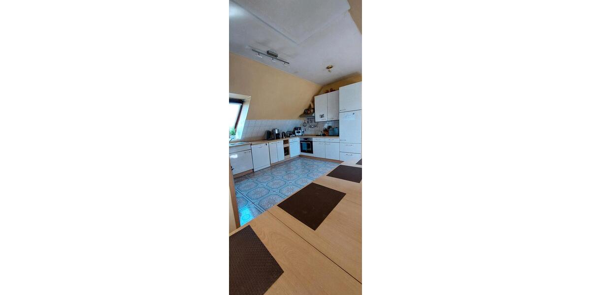 Dachgeschoßwohnung Porta Westfalica - 4 Zimmer, 94 m&sup2;, 139.000&euro; | Angebot:20655040