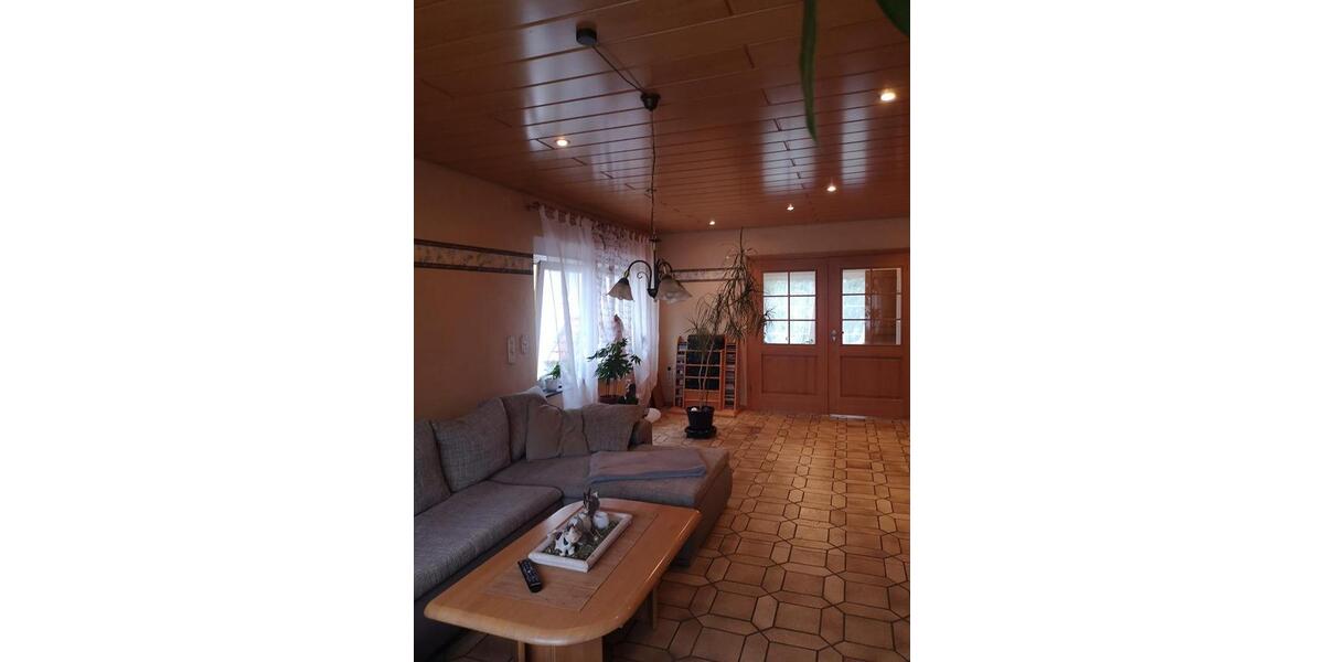 Einfamilienhaus Hessisch Oldendorf - 8 Zimmer, 180 m&sup2;, 167.000&euro; | Angebot:26248599