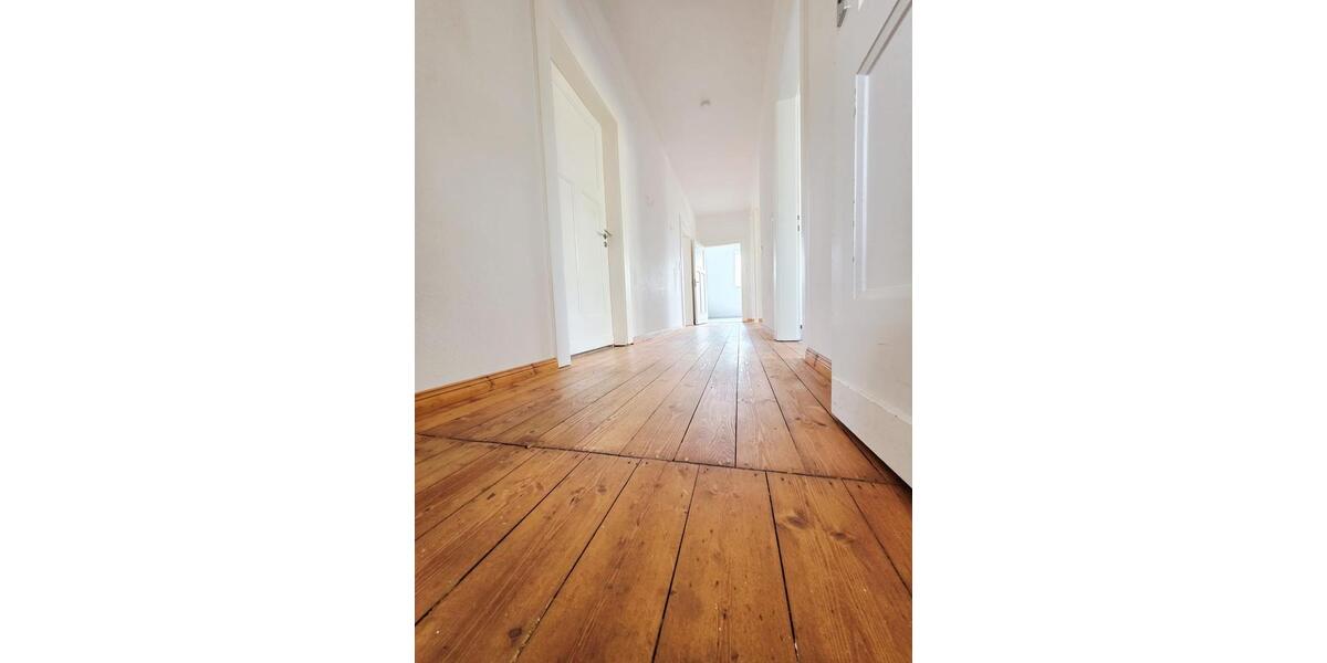 Dachgeschoßwohnung Porta Westfalica - 2.5 Zimmer, 90 m&sup2;, 750&euro; | Angebot:25353890