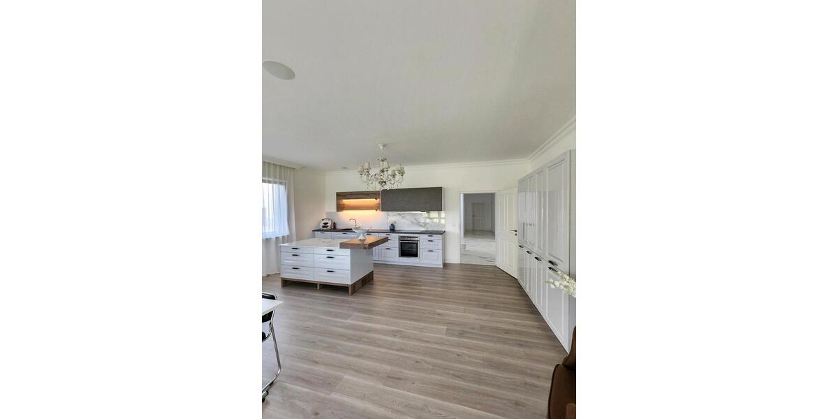 Villa Espelkamp - 9 Zimmer, 380 m&sup2;, 1.100.000&euro; | Angebot:24491516