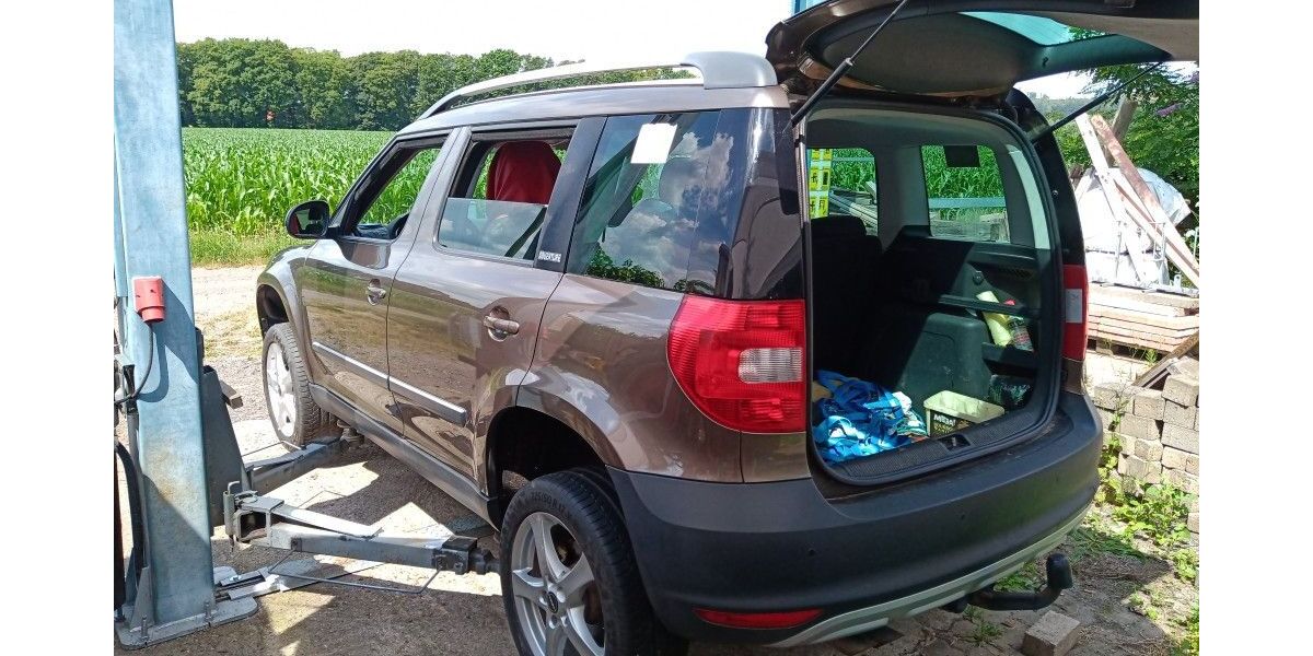 Skoda Yeti 171.000 km 9.300 &euro; Hüllhorst 32609
