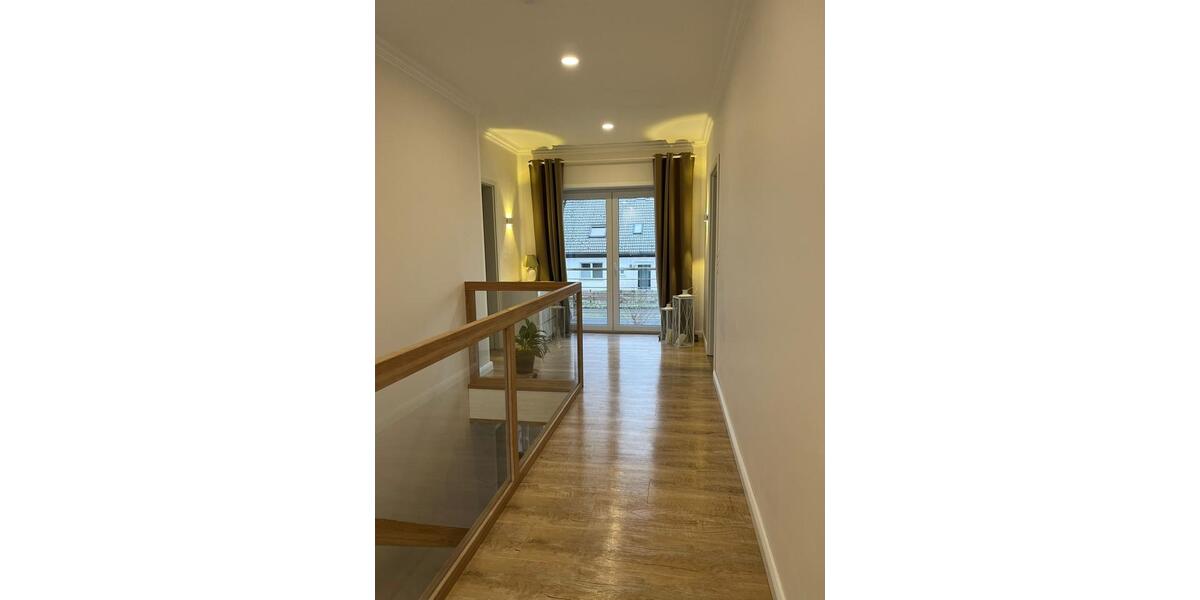 Einfamilienhaus Hille - 5 Zimmer, 155 m&sup2;, 560.000&euro; | Angebot:26393475