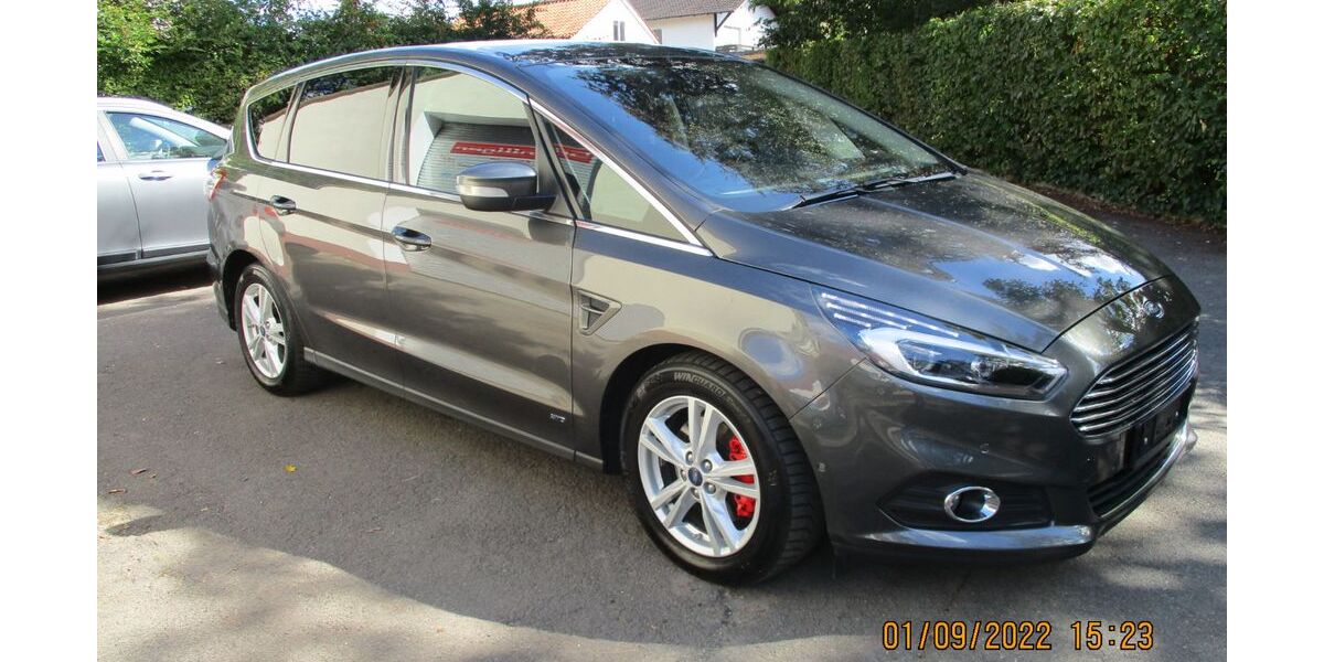 Ford S-Max 149.266 km 14.999 &euro; Vlotho 32602