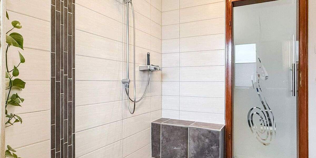 Bungalow Heuerßen - 4 Zimmer, 128 m&sup2;, 248.000&euro; | Angebot:25779359