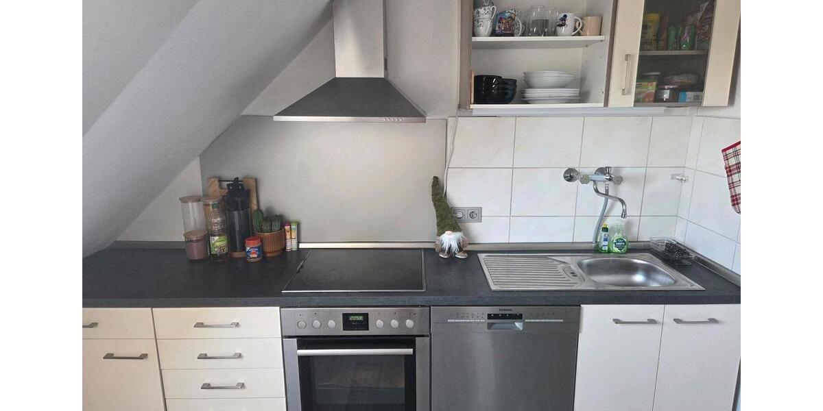 Dachgeschoßwohnung Bad Salzuflen - 2 Zimmer, 50 m&sup2;, 390&euro; | Angebot:25330955