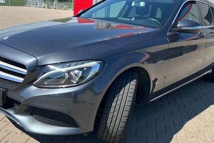 Mercedes-Benz C 250 197.500 km 13.500 &euro; Lemgo 32657