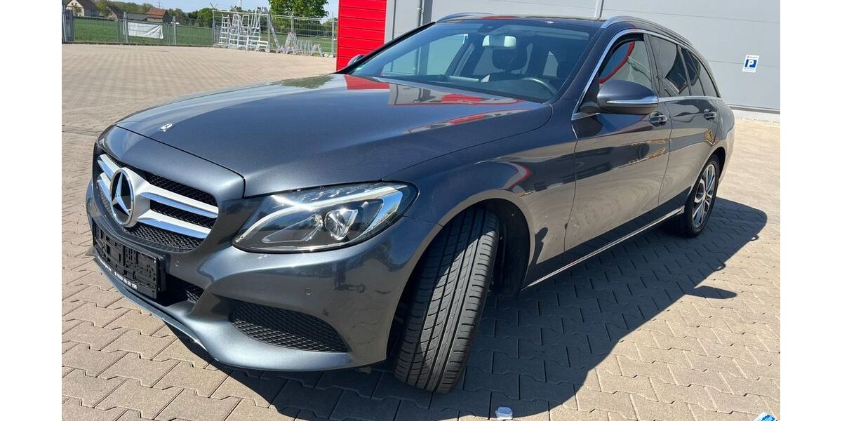 Mercedes-Benz C 250 197.500 km 13.500 &euro; Lemgo 32657