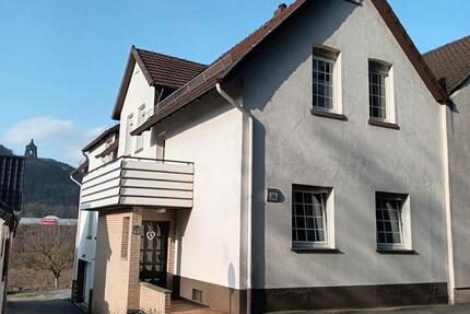 Haus Porta Westfalica - 8 Zimmer, 180 m&sup2;, 249.000&euro; | Angebot:25540817