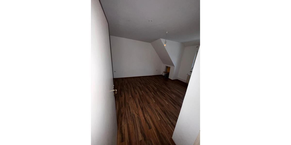 Etagenwohnung Rahden - 4 Zimmer, 133 m&sup2;, 1.100&euro; | Angebot:24885005